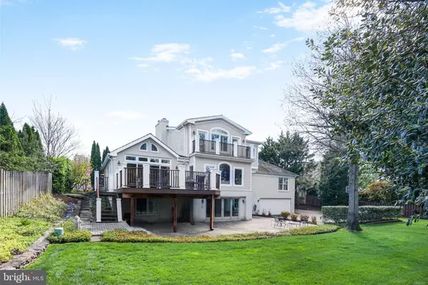 Mclean, VA 22101,1236 MEYER CT