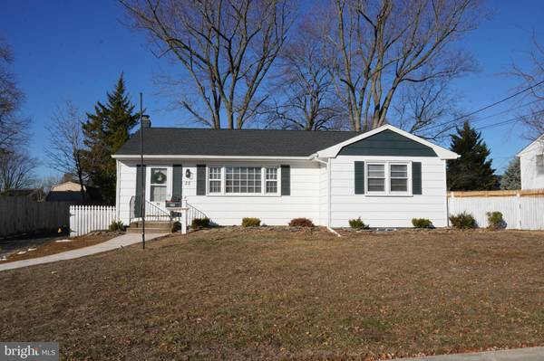 22 WINDING WAY RD, Stratford, NJ 08084