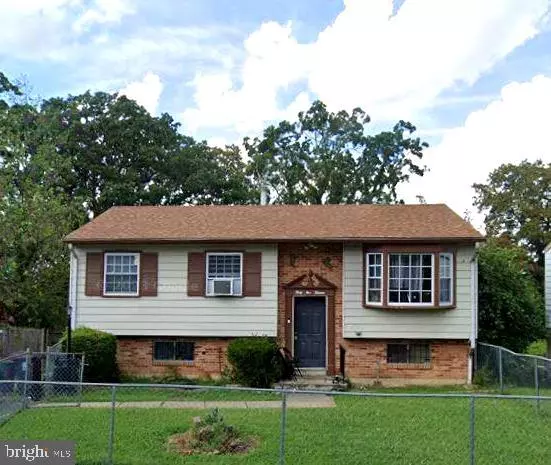 3113 LAKEHURST AVE, District Heights, MD 20747