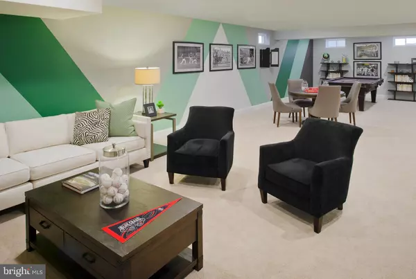 White Plains, MD 20695,5292 NEWPORT CIR