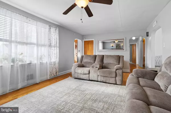 Holmes, PA 19043,612 WYNDOM TER