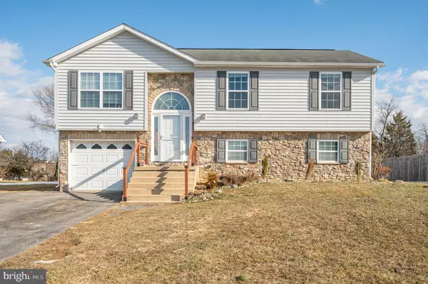 296 FENIMORE DRIVE, Inwood, WV 25428