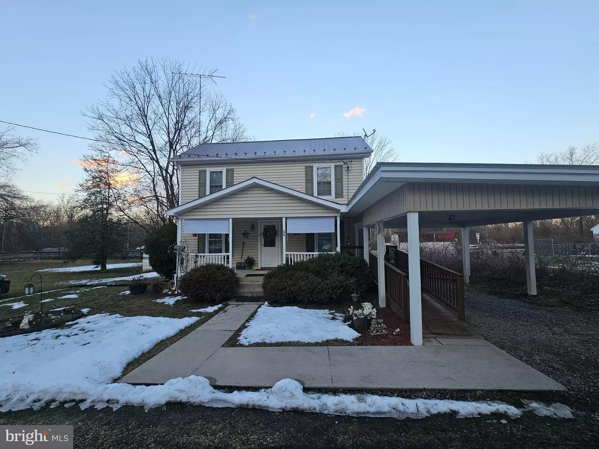 Hedgesville, WV 25427,56 CHESSIE LN