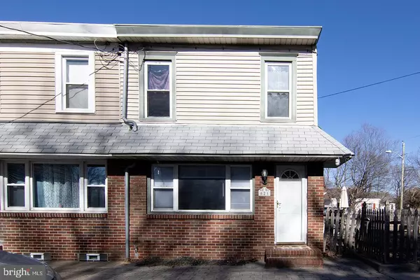 821 CUMBERLAND ST, Gloucester City, NJ 08030