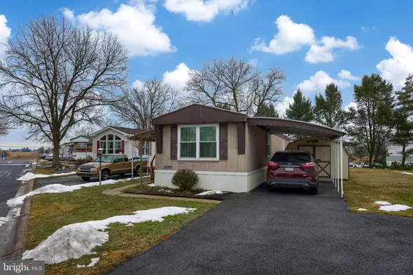 123 RIDGEWOOD MNR, Manheim, PA 17545