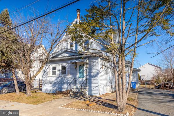 97 CHURCH ST, West Deptford, NJ 08086