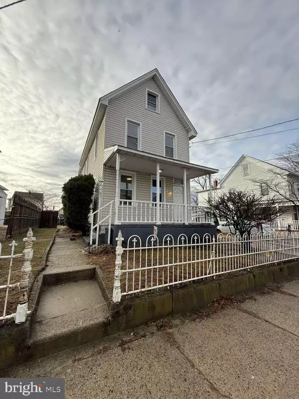 136 WEBSTER ST, Riverside, NJ 08075