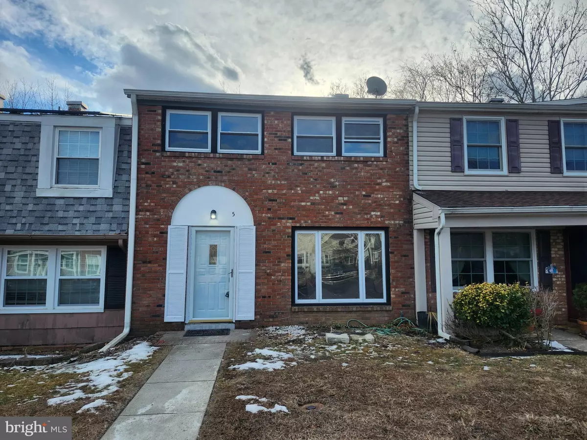 Willingboro, NJ 08046,5 ROXBURN PL