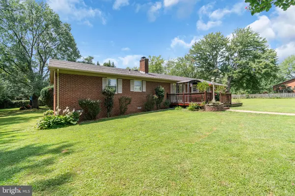 Manassas, VA 20111,7935 WILLOW POND CT