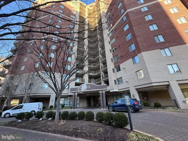 901 N MONROE ST #1107,  Arlington,  VA 22201