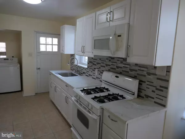 Philadelphia, PA 19104,4033 FILBERT ST