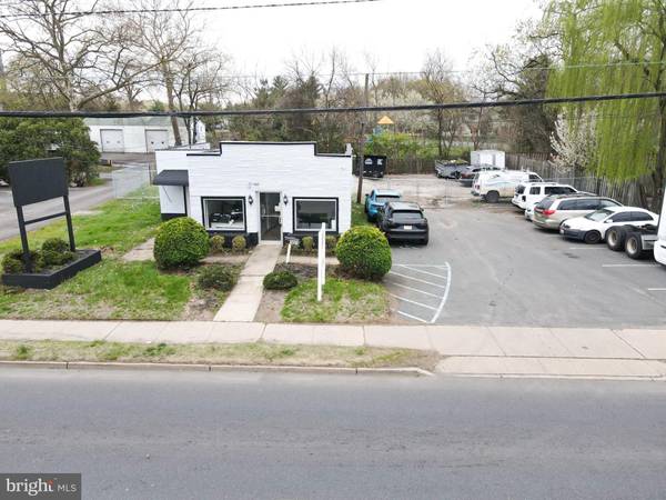 1421 NOTTINGHAM WAY, Hamilton, NJ 08609