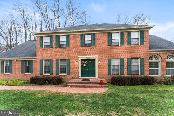 8623 CHERRY DR, Fairfax, VA 22031