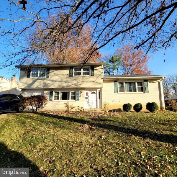 107 RADCLIFFE DR, Newark, DE 19711
