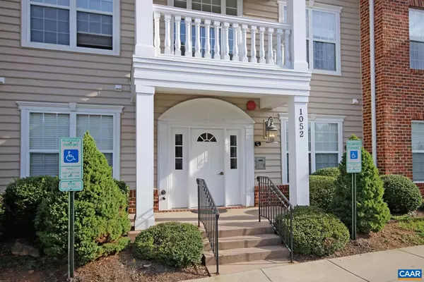 Charlottesville, VA 22901,1052 GLENWOOD STATION LN #201