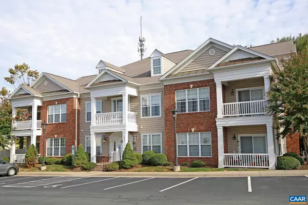 Charlottesville, VA 22901,1052 GLENWOOD STATION LN #201