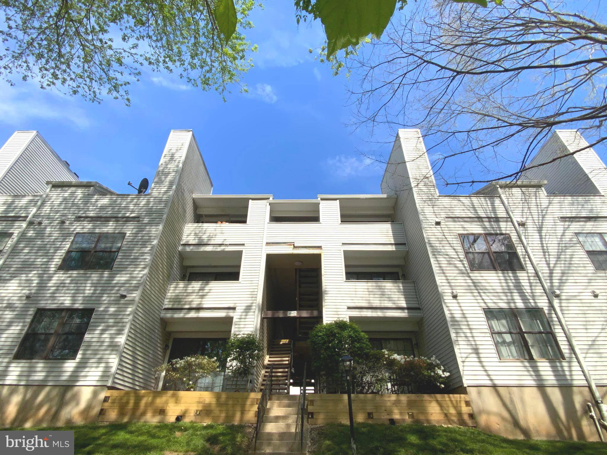 1647 CARRIAGE HOUSE TER #E, Silver Spring, MD 20904