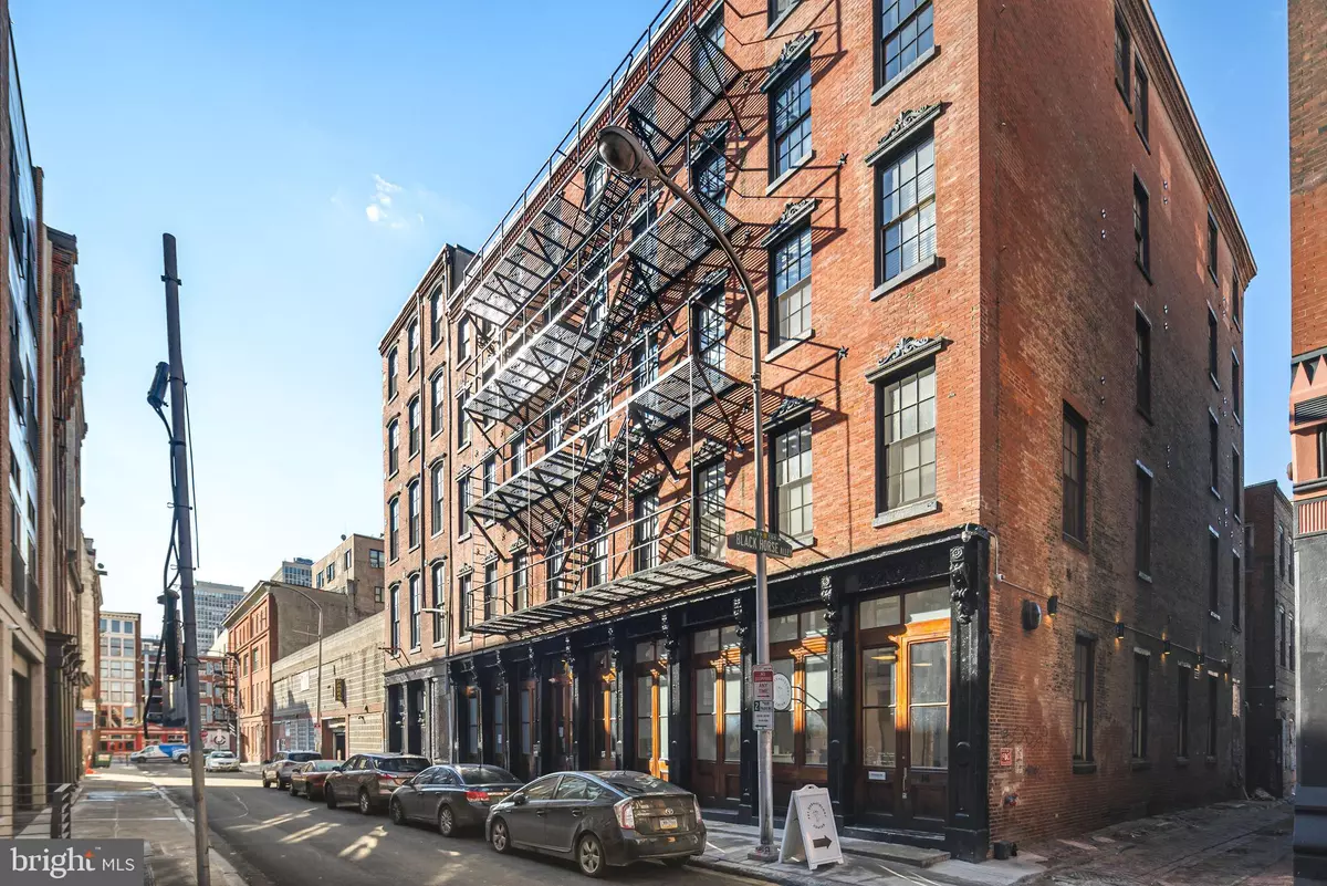 Philadelphia, PA 19106,20 S LETITIA ST #2B