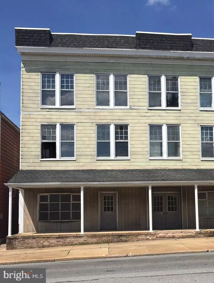Dallastown, PA 17313,17 E MAIN ST #3