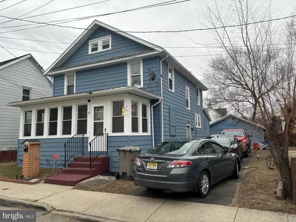 Paulsboro, NJ 08066,28 E ADAMS ST