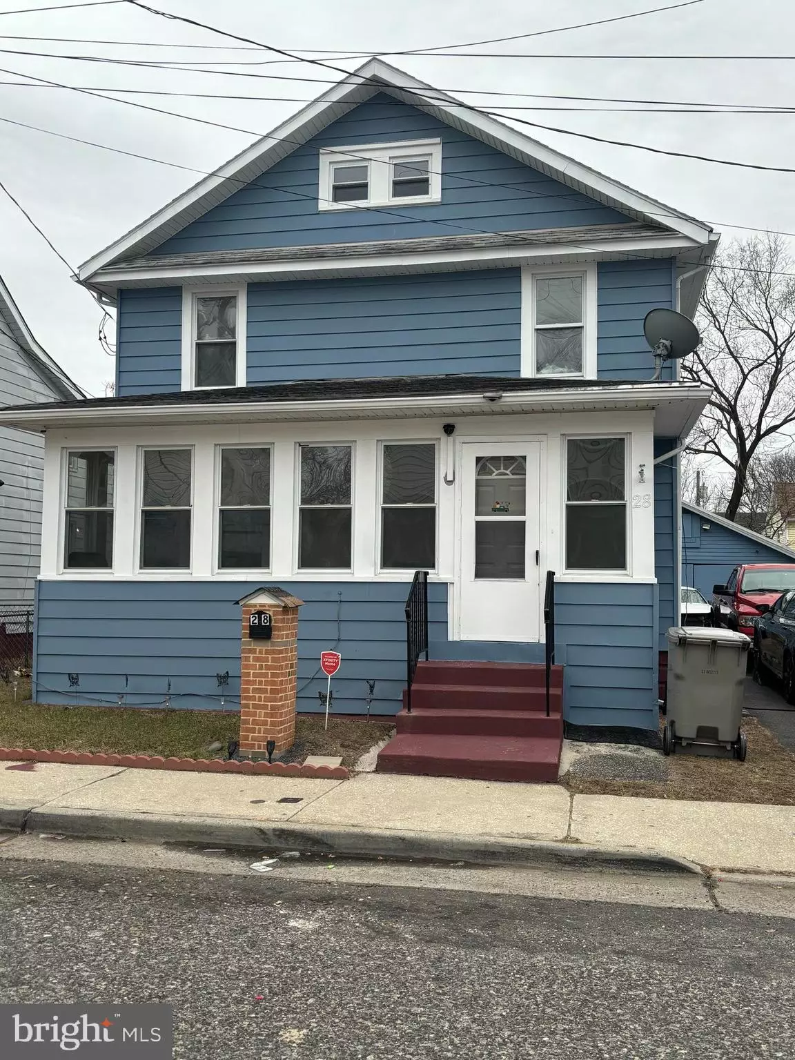 Paulsboro, NJ 08066,28 E ADAMS ST