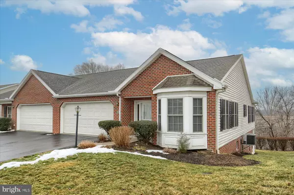 25 CREEK BANK DR, Mechanicsburg, PA 17050