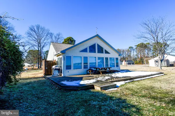 Colonial Beach, VA 22443,254 SHORE DR