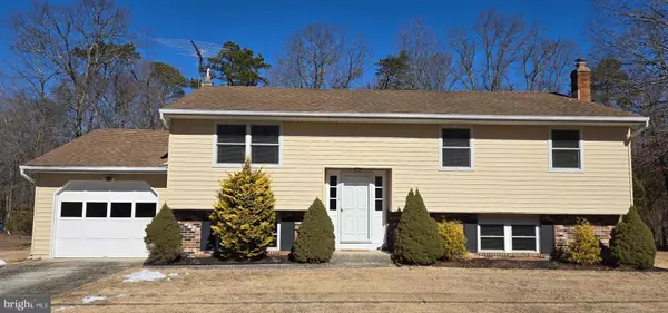 8 SANDY DR, Newfield, NJ 08344