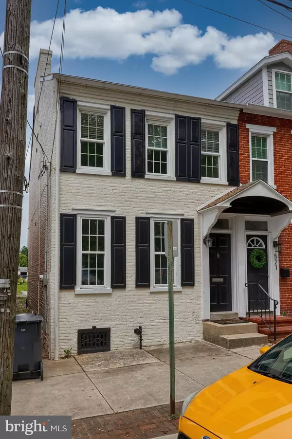 Columbia, PA 17512,519 LOCUST ST