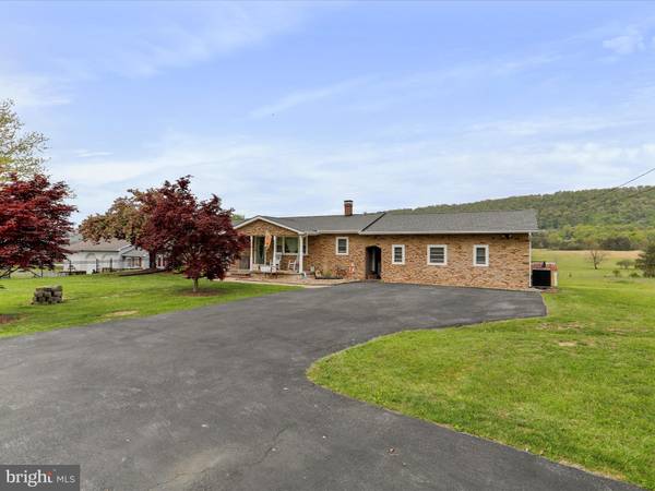 Gerrardstown, WV 25420,1619 REUNION CORNER