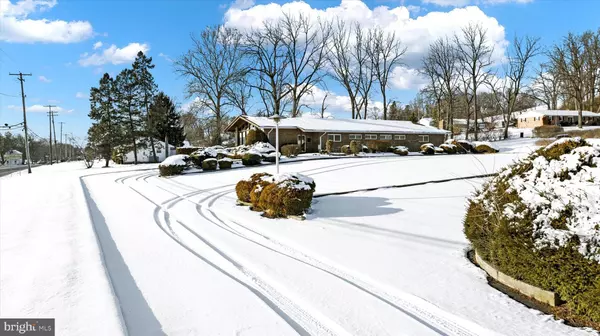 Womelsdorf, PA 19567,1137 W PENN AVE