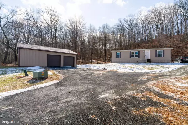 2208 HERB RD, Temple, PA 19560