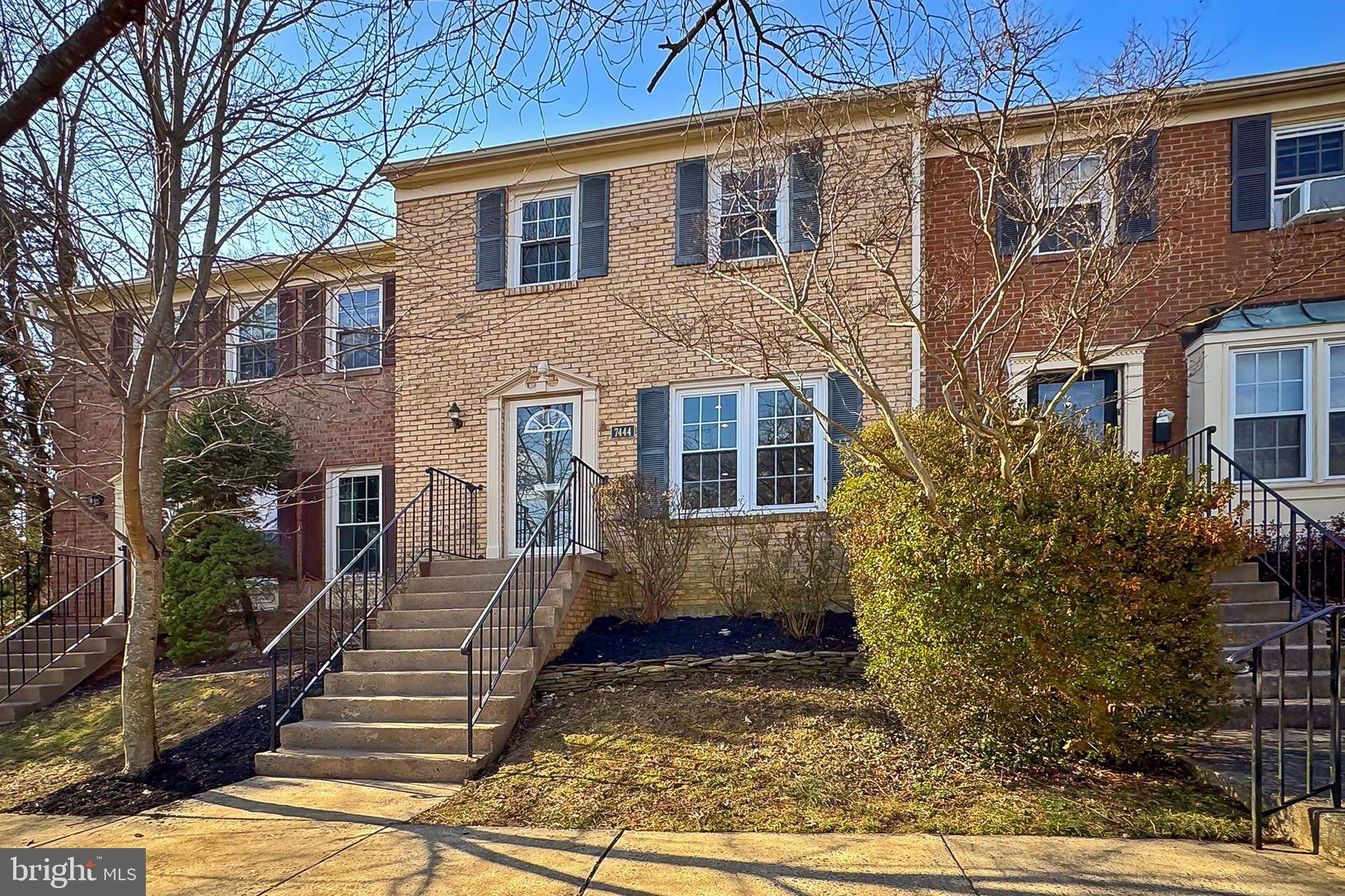 Falls Church, VA 22043,7444 CHUMMLEY CT