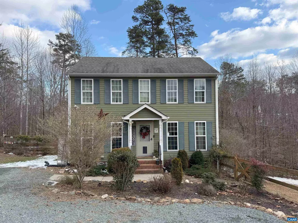 Palmyra, VA 22963,496 BOXWOOD LN