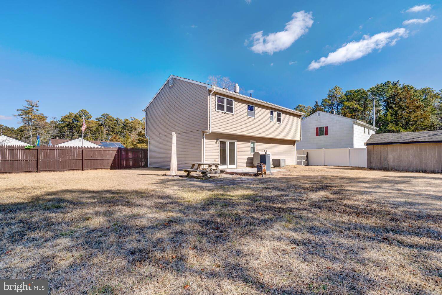 Tuckerton, NJ 08087,2 LAUREL