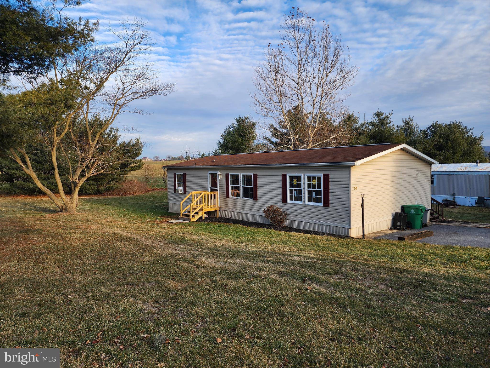 Shippensburg, PA 17257,54 LENWOOD PARK #54