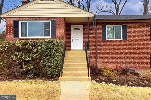 Falls Church, VA 22044,6308 ANNELIESE DR