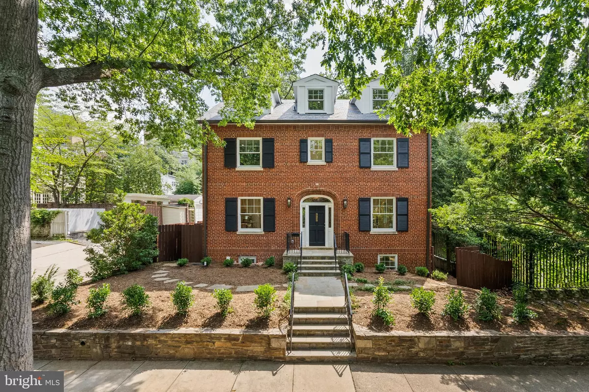 Washington, DC 20007,2717 38TH ST NW