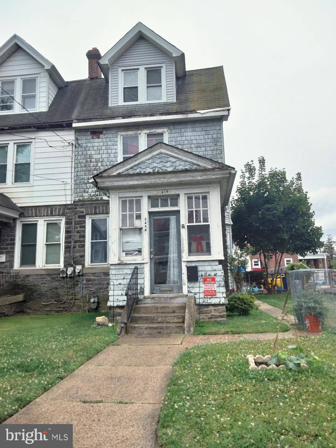 2414 EDGMONT AVE,  Chester,  PA 19013