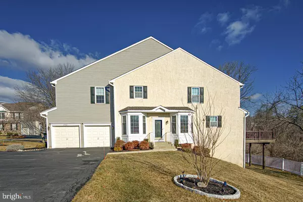 Newtown Square, PA 19073,2704 SAGE WOOD DR