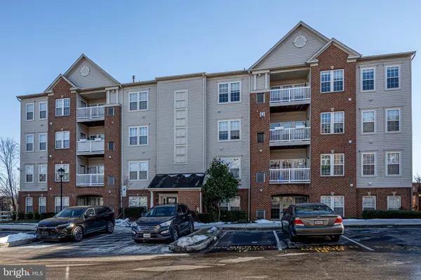 Elkridge, MD 21075,7270 DARBY DOWNS #R