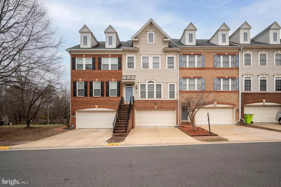 9618 POTTERS HILL CIR, Lorton, VA 22079