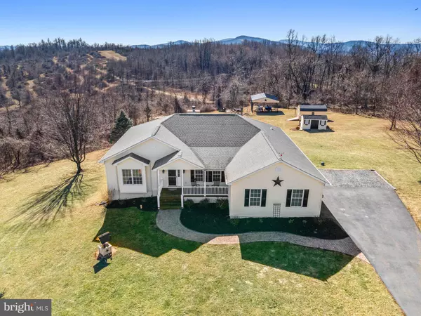 Linden, VA 22642,3 FREEZELAND VIEW LN
