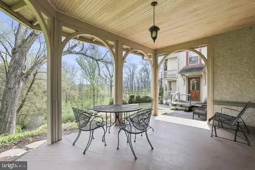 Chambersburg, PA 17202,1090 RAGGED EDGE ROAD