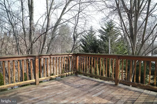Lancaster, PA 17603,10 HULL CT