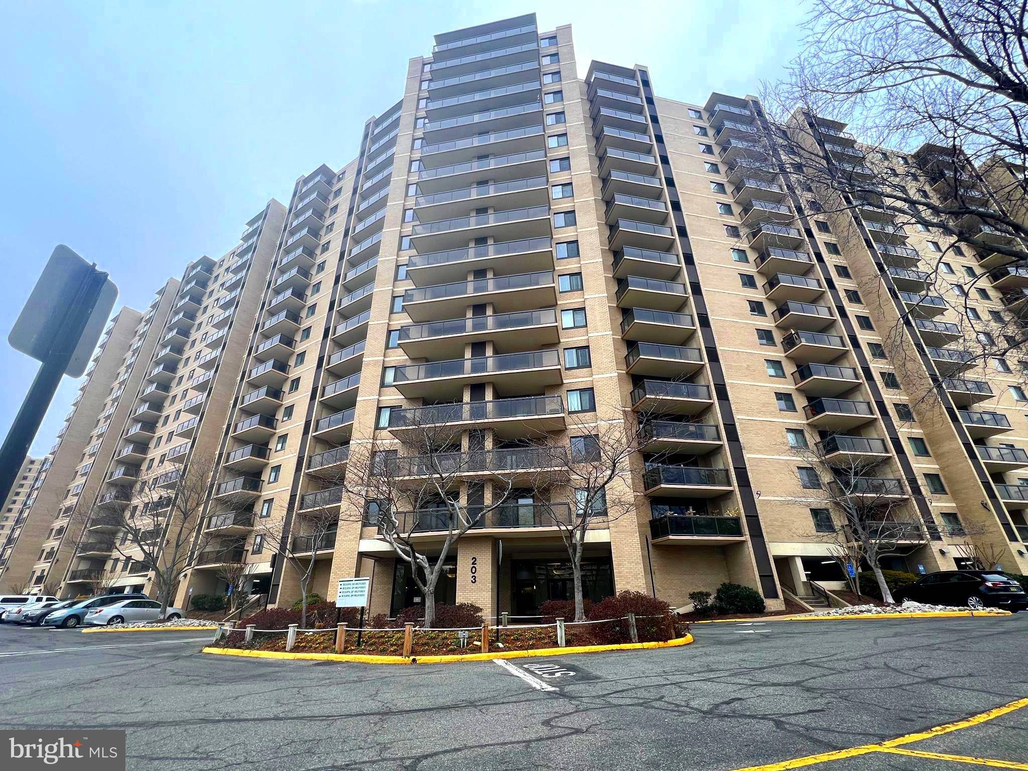 203 YOAKUM PKWY #1103, Alexandria, VA 22304