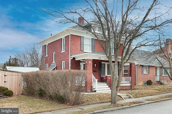 Hanover, PA 17331,208 MEADE AVE