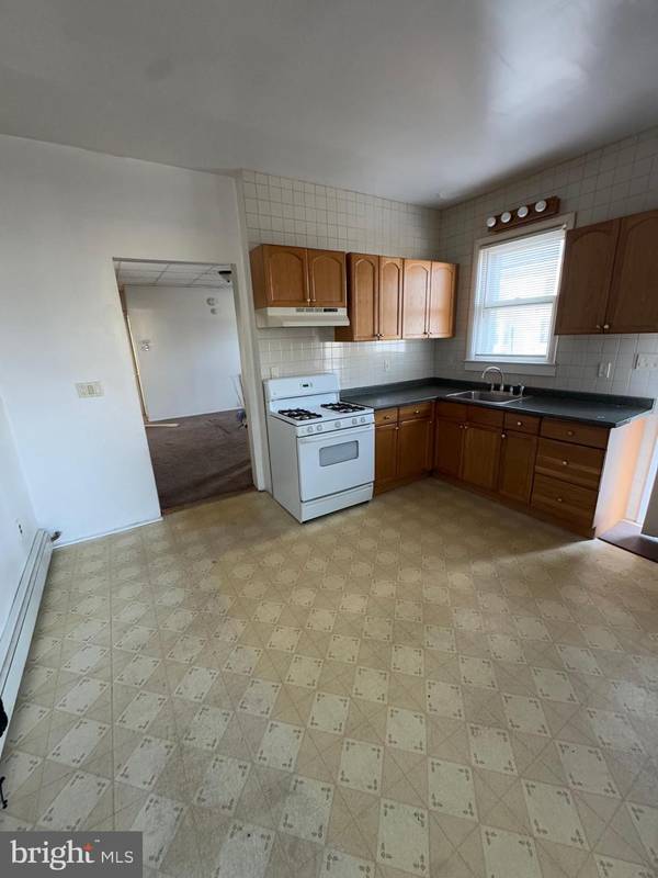 600-APT 1B COOPER ST #APT 1B, Beverly, NJ 08010