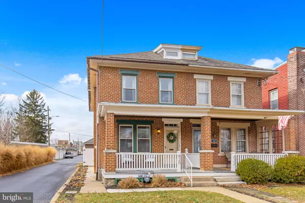 820 N RESERVOIR ST, Lancaster, PA 17602