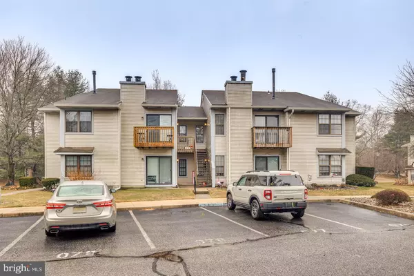 242 BARCLAY CT, Mantua, NJ 08051